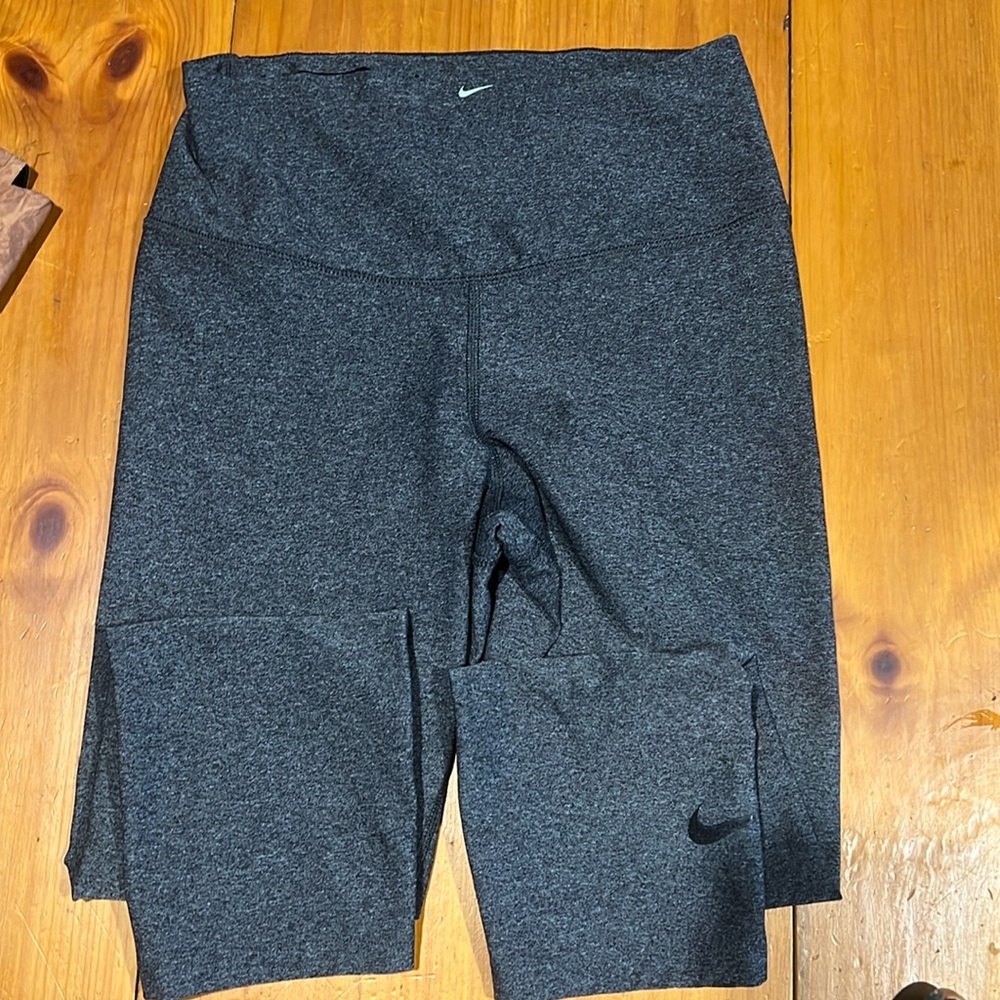 Nike Capri leggings
